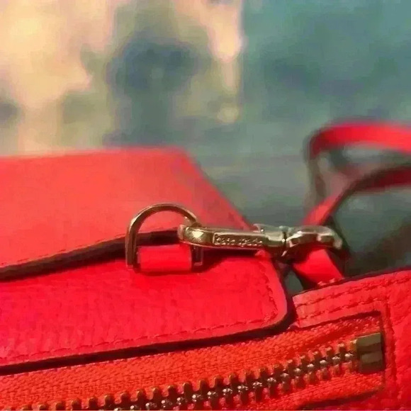 Kate Spade Leather Jackson in Stoplight Small Tab Crossbody Purse - Picture 7 of 17